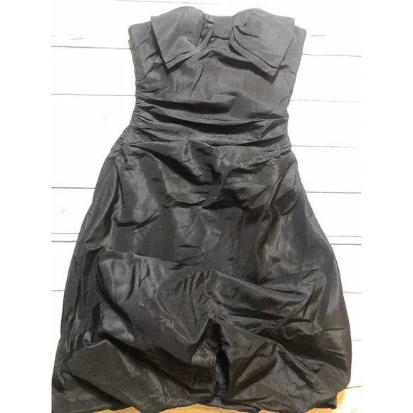 Kay Unger Dresses | Size 2 Kay Unger Strapless Fit And Flare Dress Black Strapless Bow Dress Lbd | Color: Black | Size: 2 | Tellyourstory's Closet Kay Unger Dresses | Size 2 Kay Unger Strapless Fit And Flare Dress Black Strapless Bow Dress Lbd | Color: Black | Size: 2 | Tellyourstory's Closet